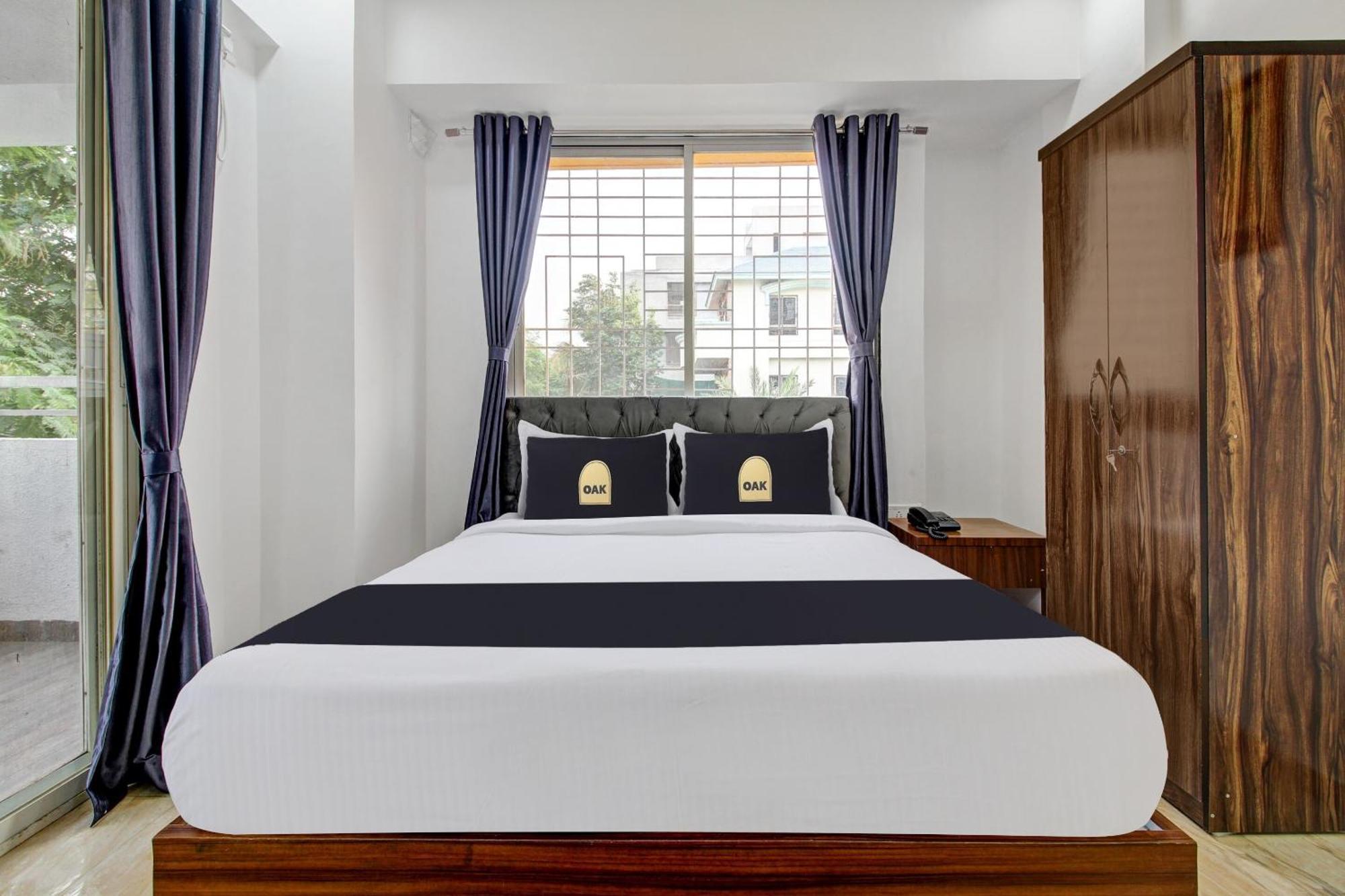 Hotel Super Townhouse Koregaon Park Formerly Red Velvet