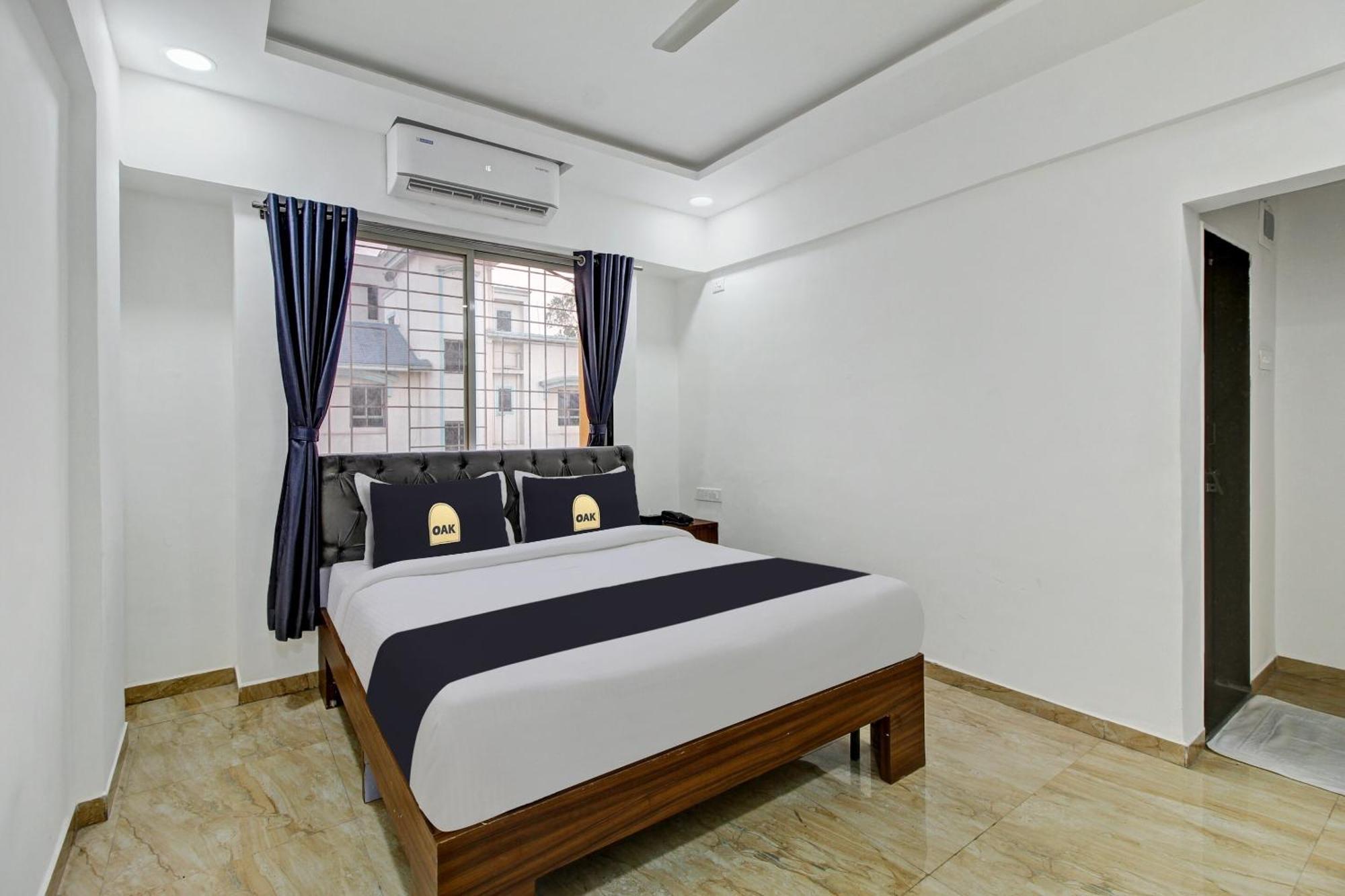 Super Townhouse Koregaon Park Formerly Red Velvet 4* Pune
